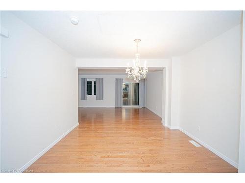 15 Eliza Avenue, Kitchener, ON - Indoor Photo Showing Other Room