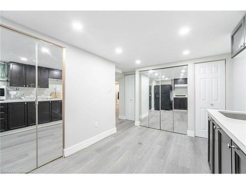 55 Morning Dew Drive, Brantford, ON - Indoor Photo Showing Kitchen With Double Sink