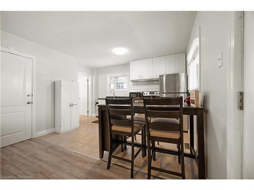 190 Rathowen Street, London, ON - Indoor Photo Showing Dining Room