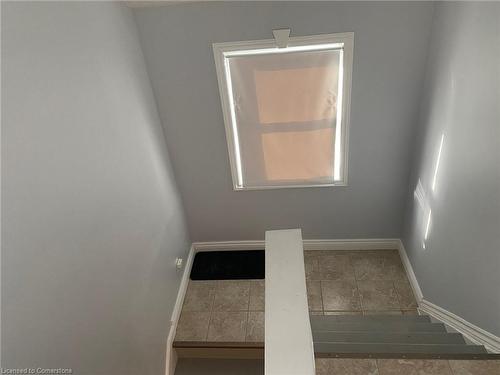 190 Rathowen Street, London, ON - Indoor Photo Showing Other Room