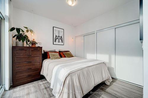 2305-352 Front Street, Toronto, ON - Indoor Photo Showing Bedroom