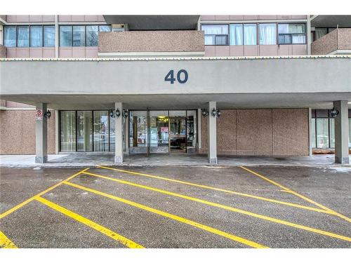 301-40 Bay Mills Boulevard, Scarborough, ON - Outdoor