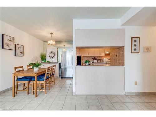 301-40 Bay Mills Boulevard, Scarborough, ON - Indoor Photo Showing Dining Room