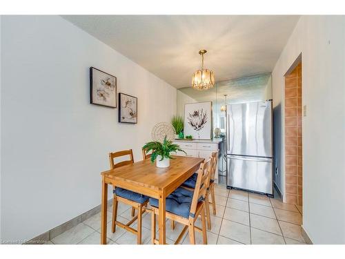 301-40 Bay Mills Boulevard, Scarborough, ON - Indoor Photo Showing Dining Room