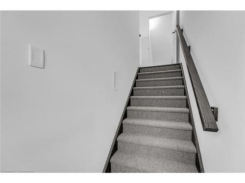 130-461 Blackburn Drive, Brantford, ON - Indoor Photo Showing Other Room