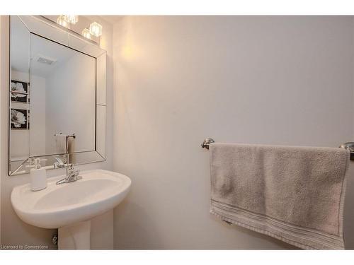 2-2614 Dashwood Drive, Oakville, ON - Indoor Photo Showing Bathroom