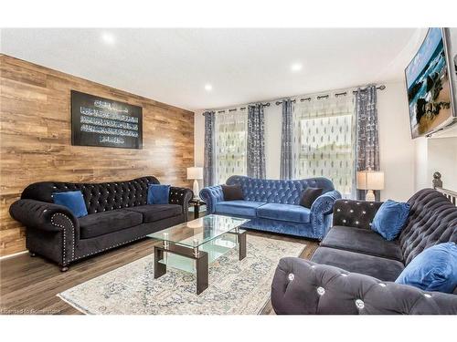 1756 Briarwood Drive, Cambridge, ON - Indoor Photo Showing Living Room