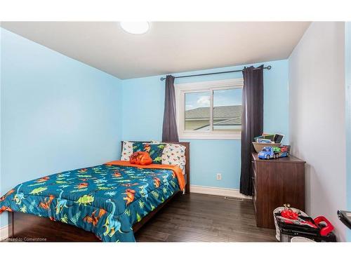 1756 Briarwood Drive, Cambridge, ON - Indoor Photo Showing Bedroom