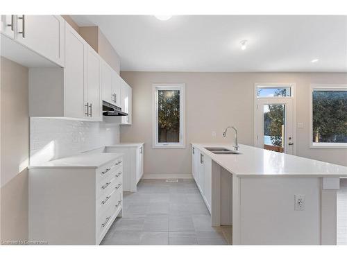 283 Falsetto Street, Ottawa, ON - Indoor Photo Showing Kitchen With Double Sink