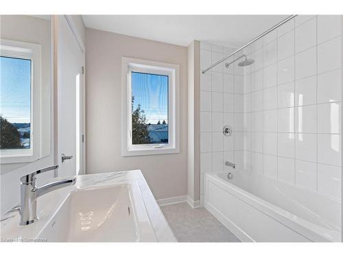 283 Falsetto Street, Ottawa, ON - Indoor Photo Showing Bathroom