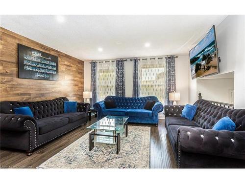 1756 Briarwood Drive, Cambridge, ON - Indoor Photo Showing Living Room