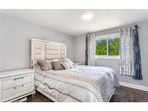 1756 Briarwood Drive, Cambridge, ON - Indoor Photo Showing Bedroom