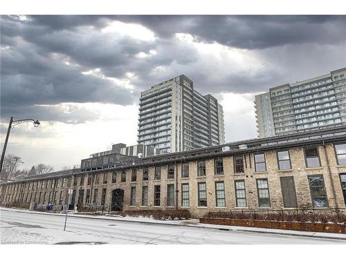 1505-15 Glebe Street, Cambridge, ON - Outdoor With Facade