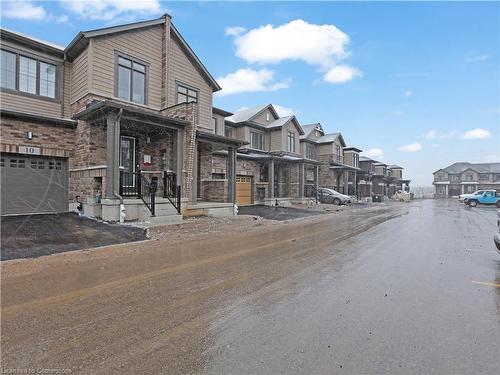 11-400 Newman Drive, Cambridge, ON - Outdoor With Facade