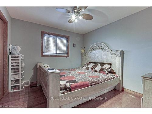 350 Lansdowne Avenue, Woodstock, ON - Indoor Photo Showing Bedroom