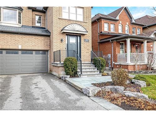 537 Grant Way, Milton, ON - Outdoor With Deck Patio Veranda With Facade