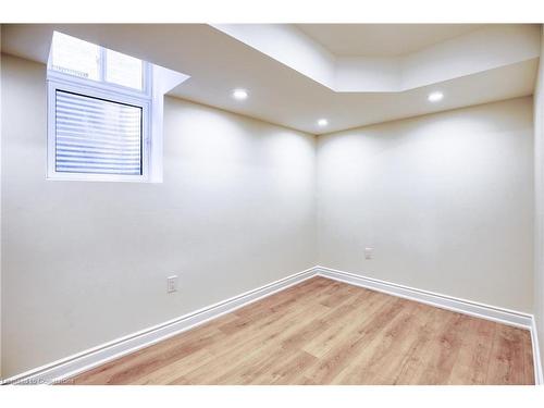 Bsmt-5557 Oscar Peterson Boulevard, Mississauga, ON - Indoor Photo Showing Other Room