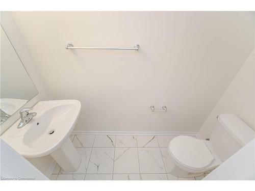 227 Gillespie Drive Drive, Brantford, ON - Indoor Photo Showing Bathroom