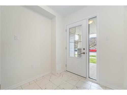 227 Gillespie Drive Drive, Brantford, ON - Indoor Photo Showing Other Room