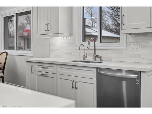 2401 St Frances Drive, Burlington, ON - Indoor Photo Showing Kitchen