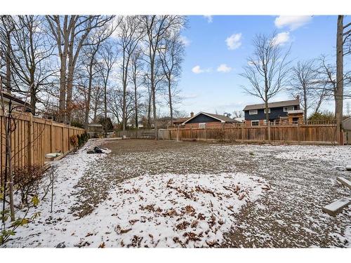 2401 St Frances Drive, Burlington, ON - Outdoor