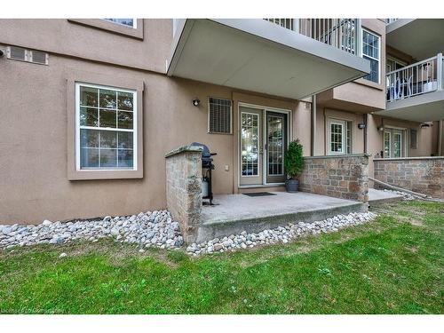 103-1460 Bishops Gate, Oakville, ON - Outdoor