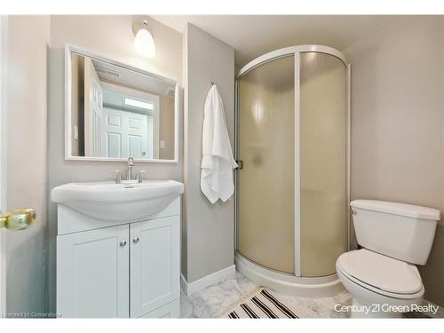 2149 Mountain Grove Avenue, Burlington, ON - Indoor Photo Showing Bathroom