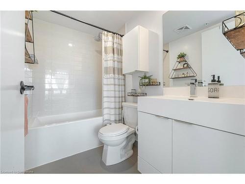 2204-20 Thomas Riley Road, Toronto, ON - Indoor Photo Showing Bathroom