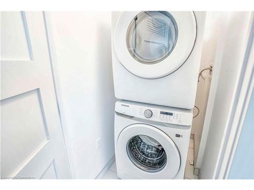 403-415 Sea Ray Avenue, Innisfil, ON - Indoor Photo Showing Laundry Room