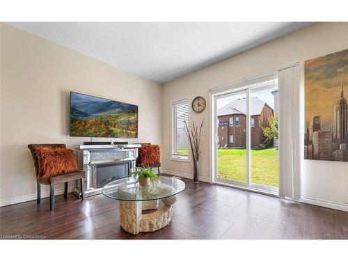 177 Isabella Drive, Orillia, ON - Indoor Photo Showing Living Room With Fireplace