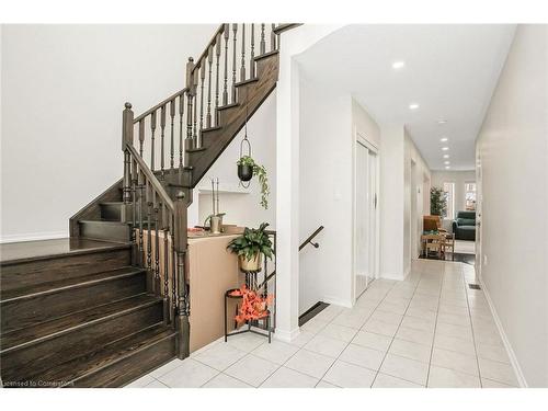 228 Duncan Lane, Milton, ON - Indoor Photo Showing Other Room