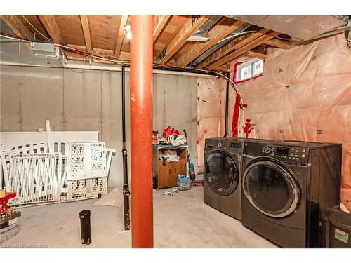 228 Duncan Lane, Milton, ON - Indoor Photo Showing Laundry Room