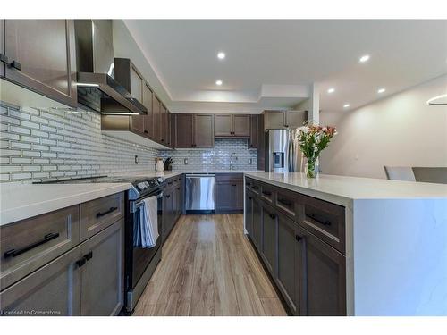 3293 Homestead Drive, Hamilton, ON - Indoor Photo Showing Kitchen With Stainless Steel Kitchen With Upgraded Kitchen