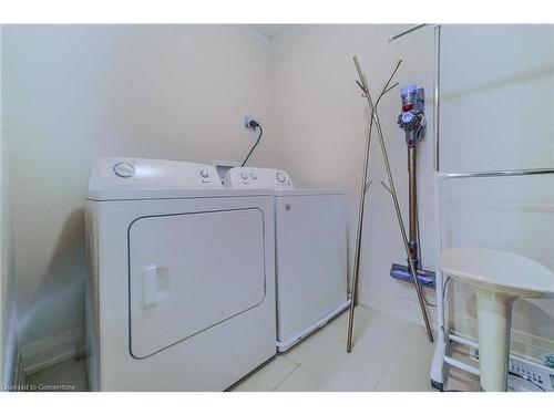 3293 Homestead Drive, Hamilton, ON - Indoor Photo Showing Laundry Room