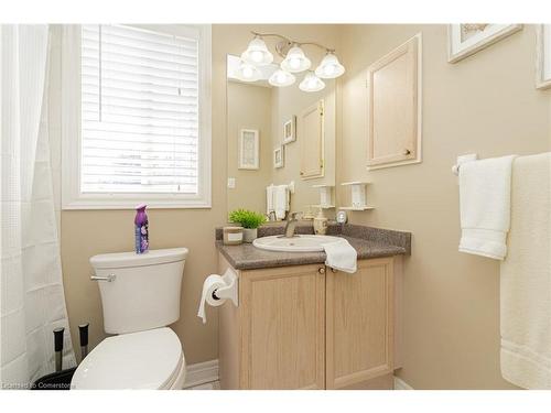 7 Teversham Court, Markham, ON - Indoor Photo Showing Bathroom