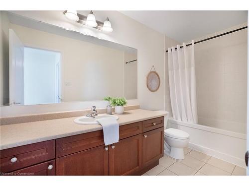 1115 Solomon Court, Milton, ON - Indoor Photo Showing Bathroom