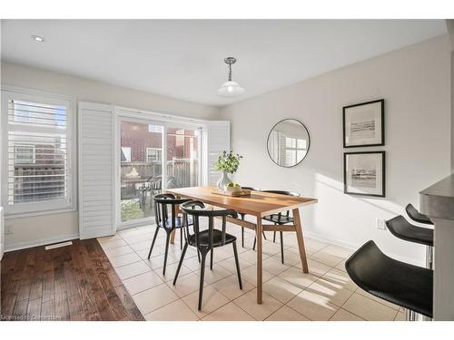 1115 Solomon Court, Milton, ON - Indoor Photo Showing Dining Room