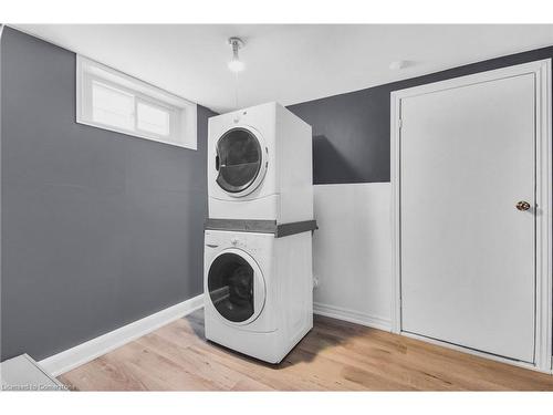 Bsmt-185 Burlington Street, London, ON - Indoor Photo Showing Laundry Room