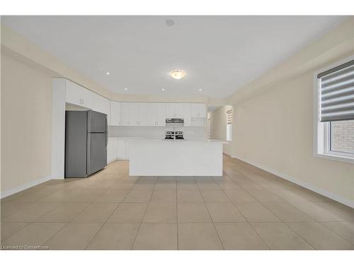 85 Grassbourne Avenue, Kitchener, ON - Indoor Photo Showing Kitchen