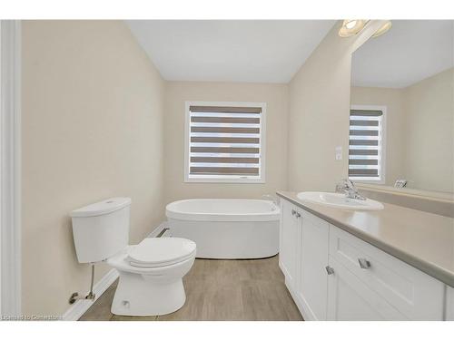 85 Grassbourne Avenue, Kitchener, ON - Indoor Photo Showing Bathroom