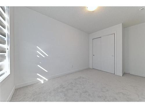 12 Roper Place, Kitchener, ON - Indoor Photo Showing Other Room