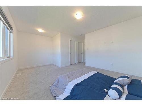 12 Roper Place, Kitchener, ON - Indoor Photo Showing Bedroom