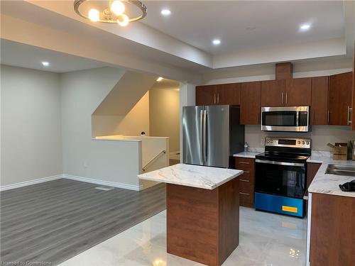 459 Julia Drive Drive, Welland, ON - Indoor Photo Showing Kitchen With Stainless Steel Kitchen With Double Sink