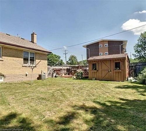 25 Amos Avenue W, Waterloo, ON - Outdoor