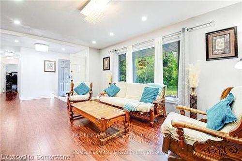 515490 2Nd Line Road, Amaranth, ON - Indoor Photo Showing Living Room