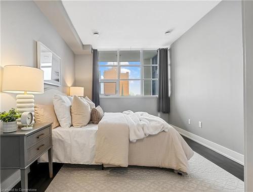 601-112 Benton Street, Kitchener, ON - Indoor Photo Showing Bedroom