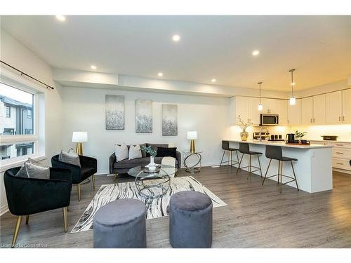 60-51 Sparrow Avenue, Cambridge, ON - Indoor Photo Showing Laundry Room