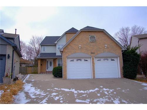 39B Newington Crescent, Toronto, ON - Outdoor With Facade