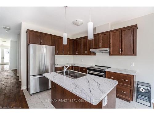 249 Louise Street, Welland, ON - Indoor Photo Showing Kitchen With Double Sink