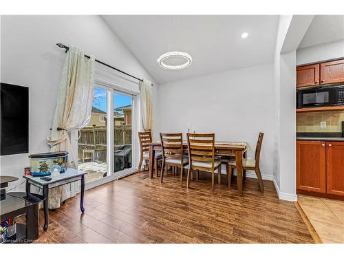 369 Thomas Slee Drive, Kitchener, ON - Indoor Photo Showing Dining Room